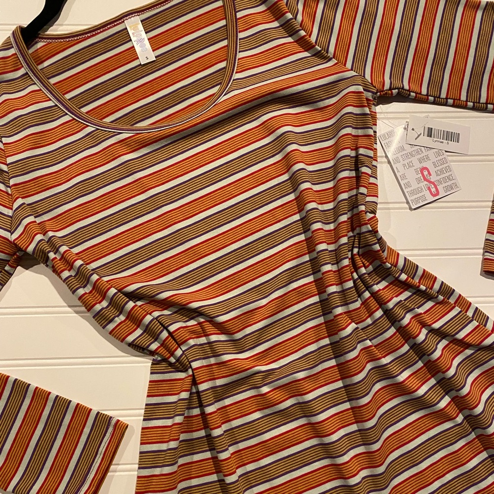 NWT Lularoe Lynnae size S